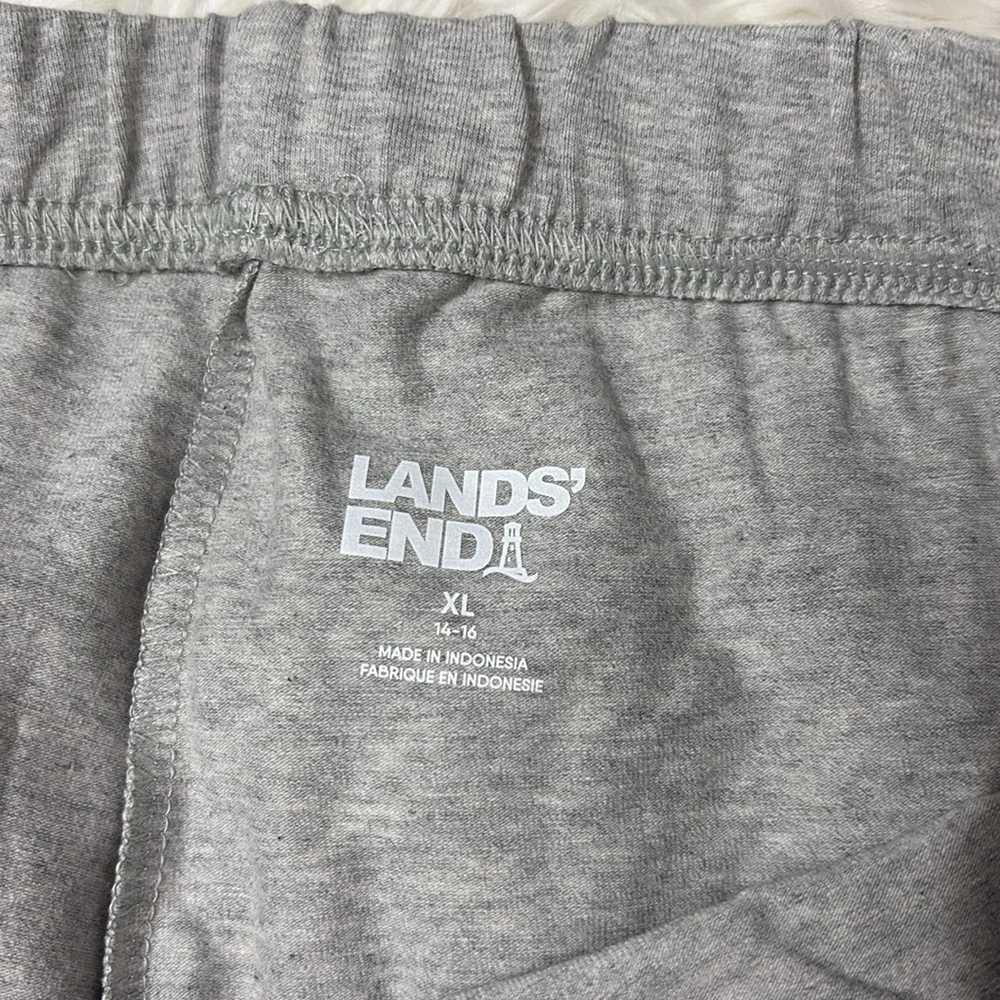 New In packaging Lands End Gray Heather Capri Cotton Leggings Youth XL 14-16